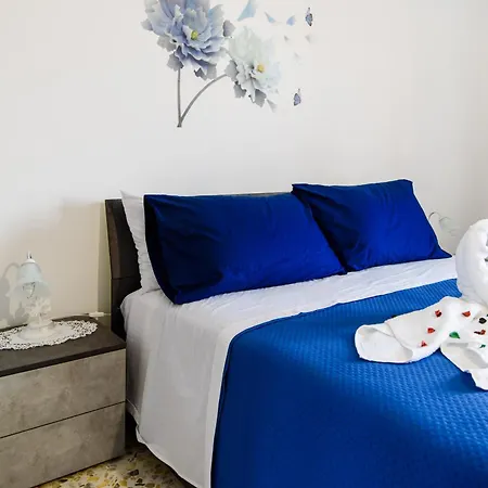 Susy House סורנטו